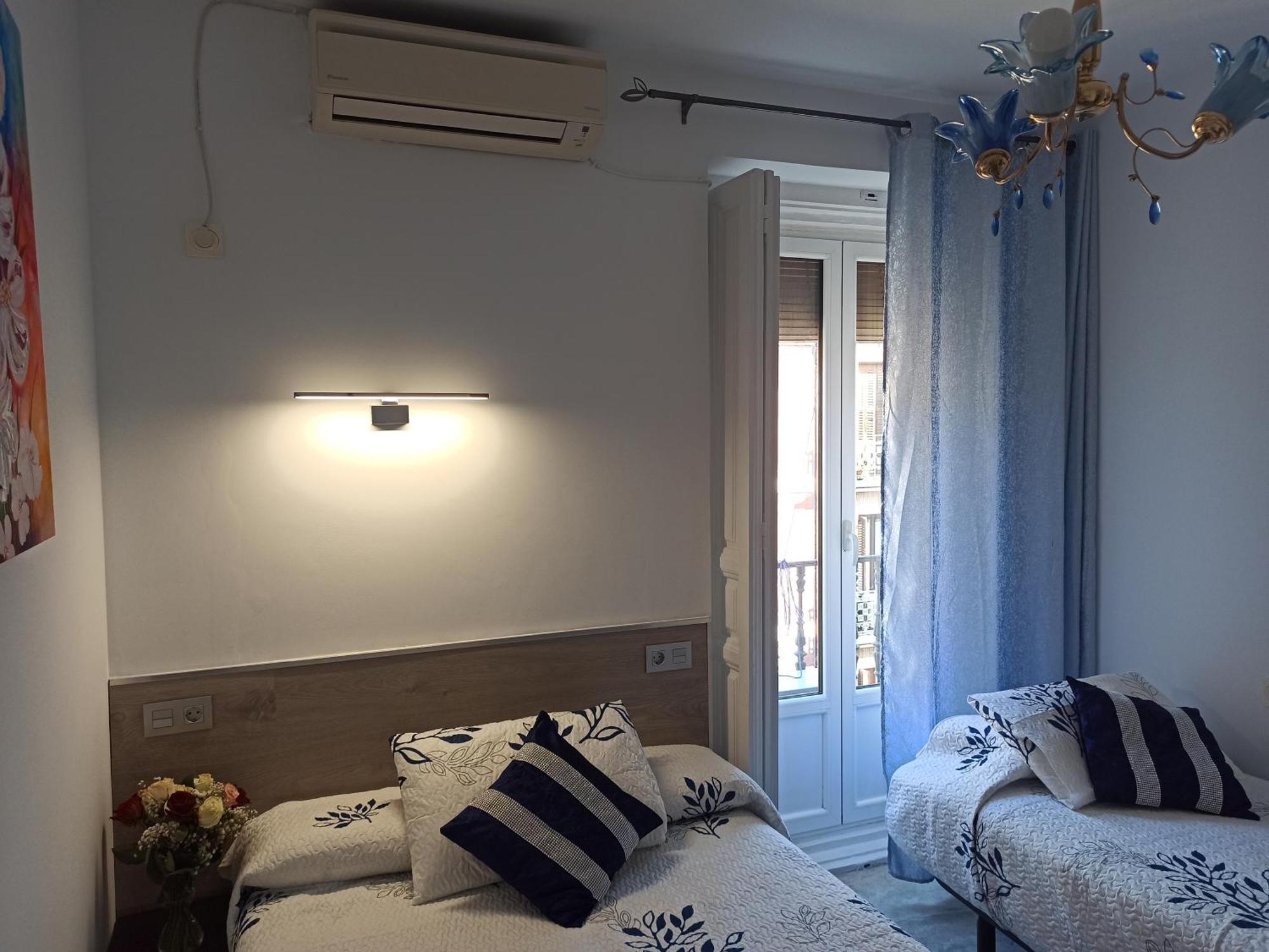 Hostal Huespedes Toledo — Photos 1